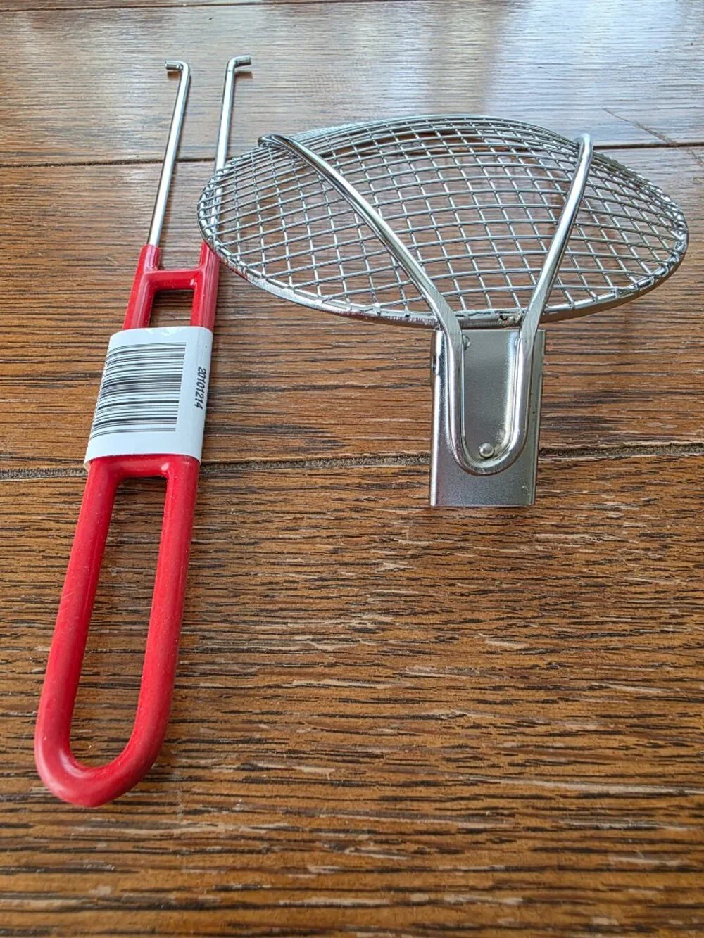 Wire Mesh Strainer with Red Handle – Kitchen Skimmer